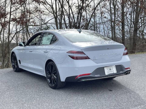 2023 Genesis G70