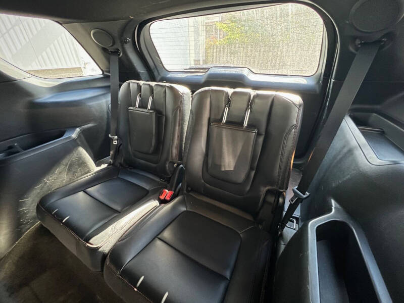 2017 Ford Explorer Sport