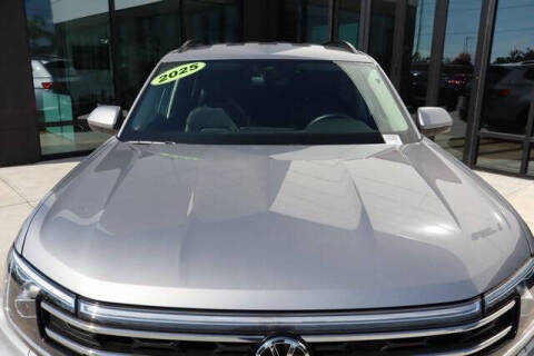 2025 Volkswagen Atlas SE