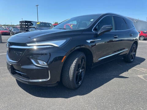 2023 Buick Enclave Essence