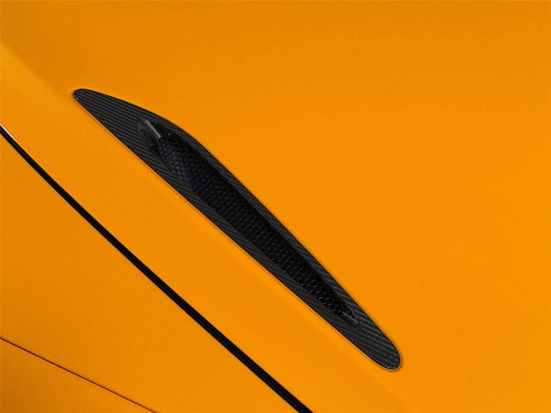 2022 McLaren 720S Performance