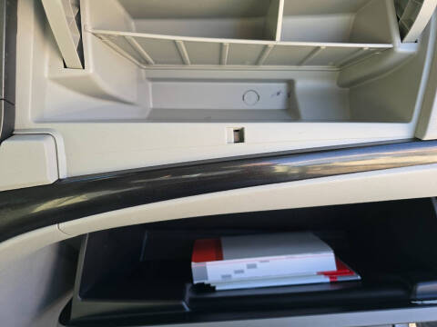 2013 Toyota Sienna LE 7-Passenger