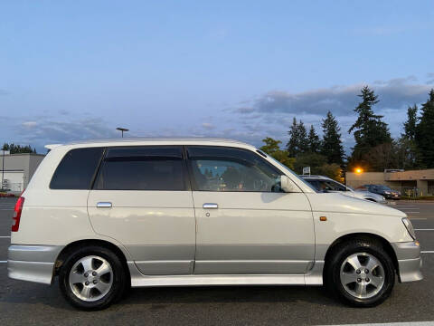 1998 Daihatsu Pyzar Charade