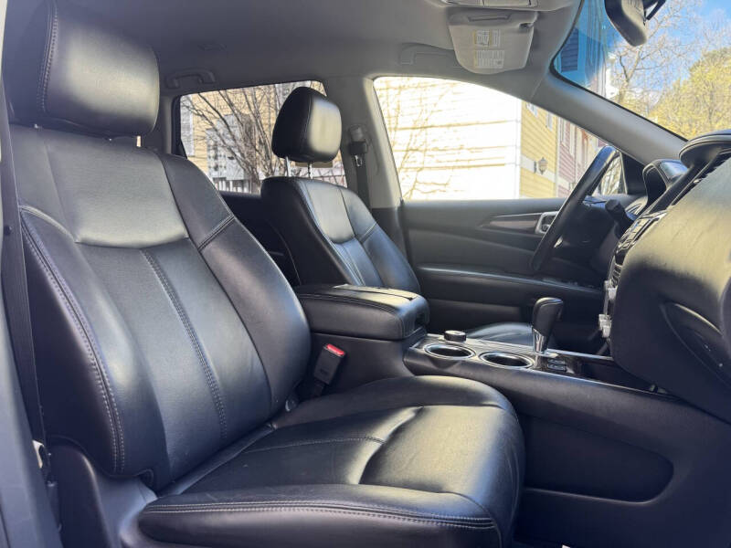 2014 Nissan Pathfinder SL