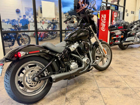 2022 Harley Davidson Softail Standard