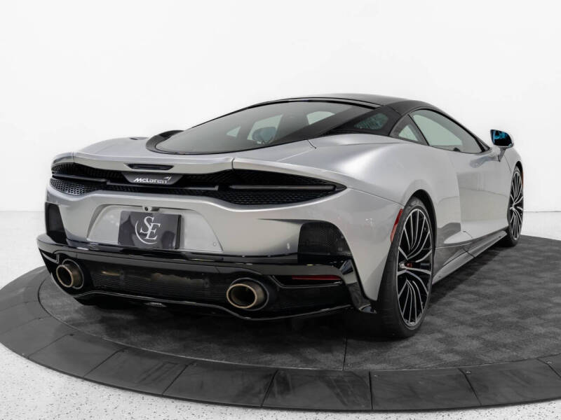 2023 McLaren GT