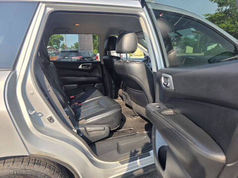 2017 Nissan Pathfinder S