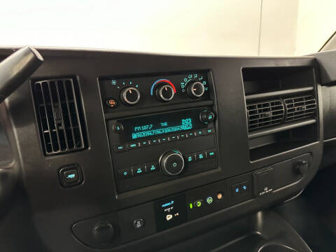 2021 Chevrolet Express 2500