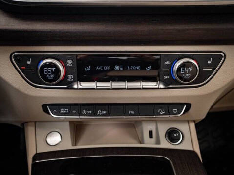 2025 Audi Q5 quattro Premium 40 TFSI