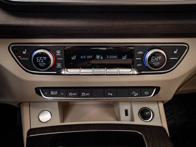 2025 Audi Q5 quattro Premium 40 TFSI