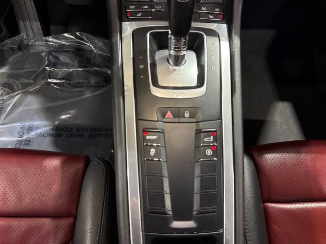 2017 Porsche 718 Cayman