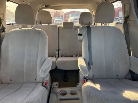 2012 Toyota Sienna