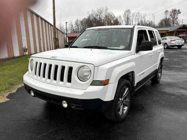 2014 Jeep Patriot for sale at Country Auto Sales Inc. in Bristol, VA