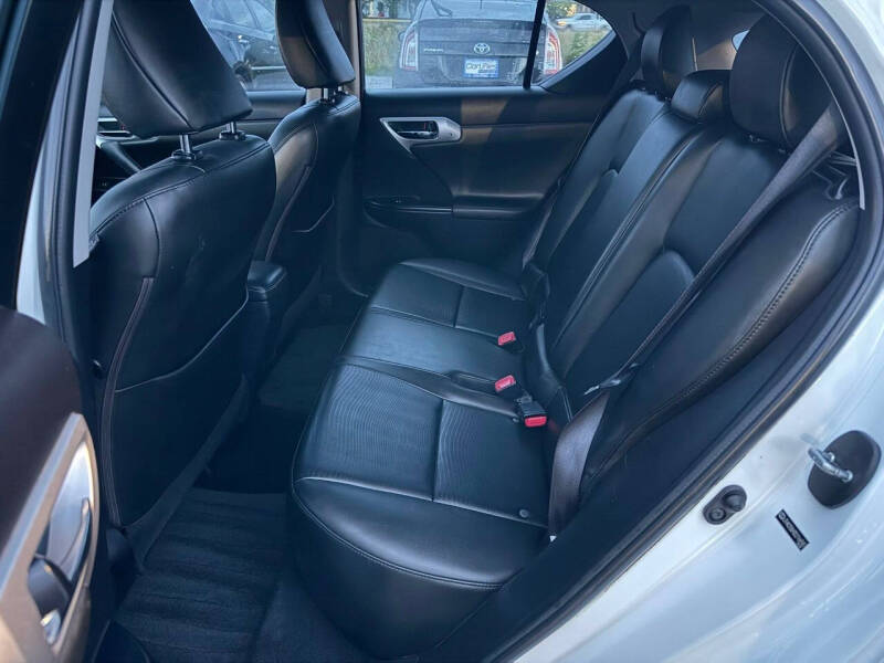 2013 Lexus CT 200h
