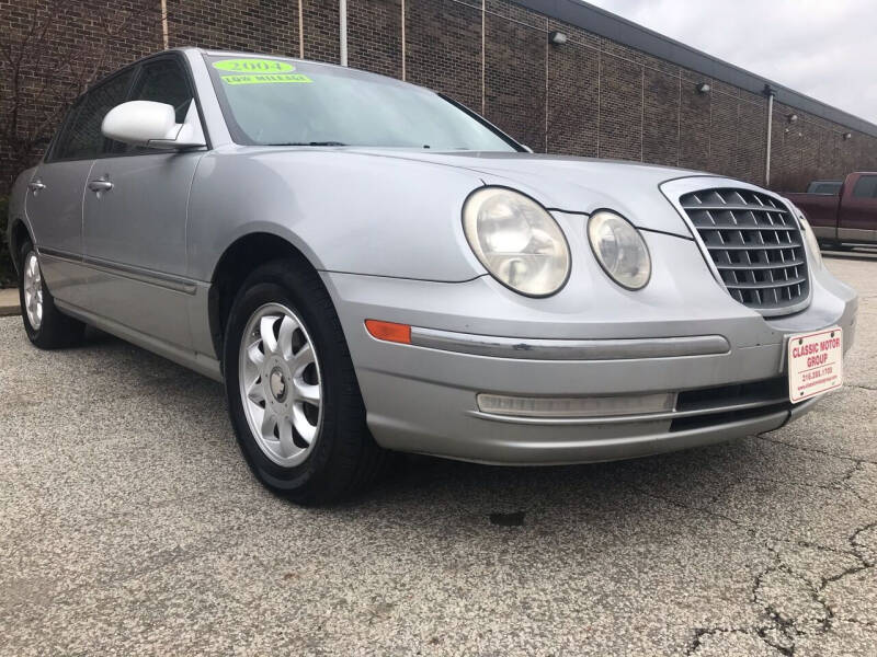 2004 Kia Amanti for sale at Classic Motor Group in Cleveland OH
