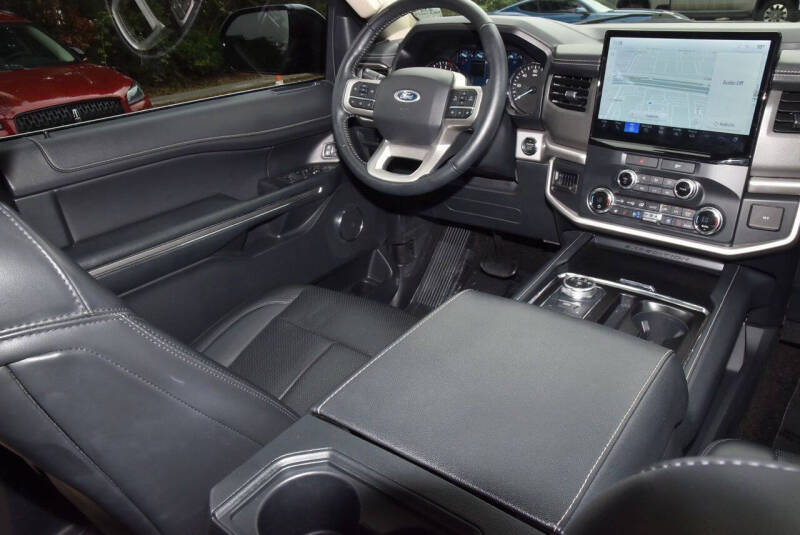 2022 Ford Expedition XLT