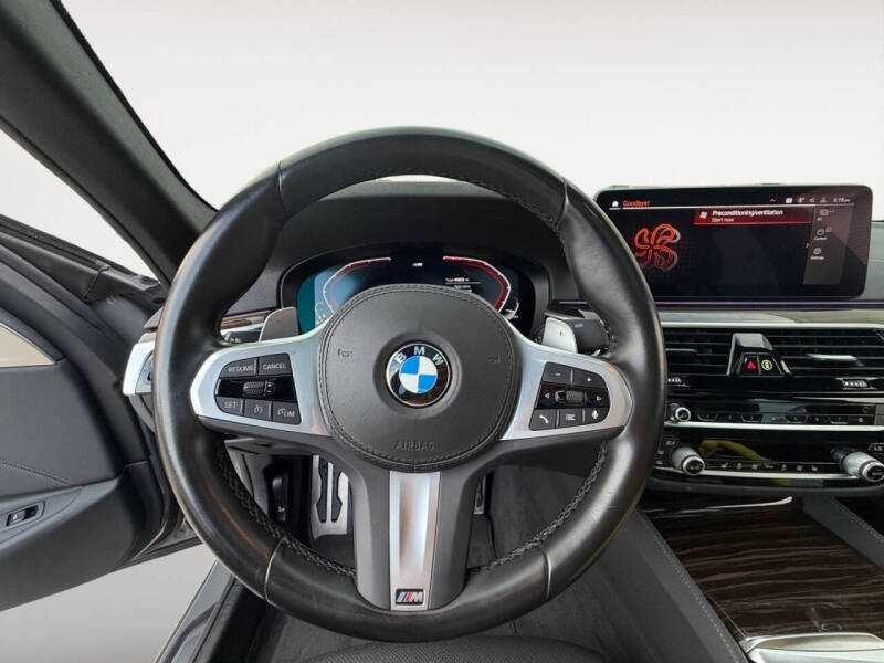 2022 BMW 5 Series 540i