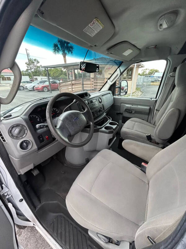 2012 Ford E-Series E-150