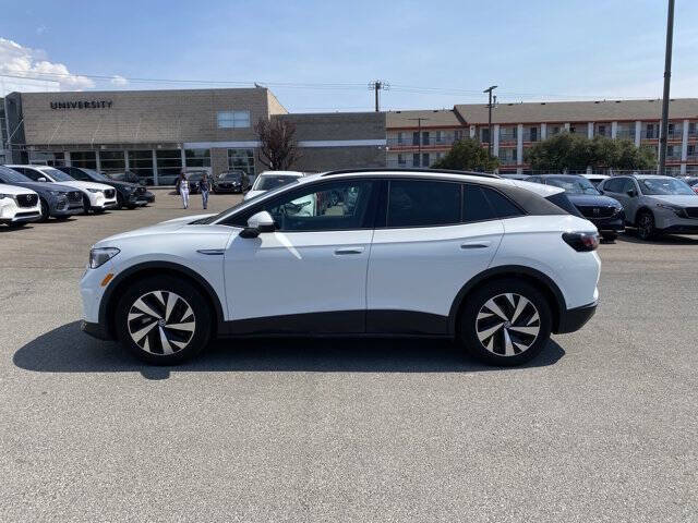 2023 Volkswagen ID.4 Pro