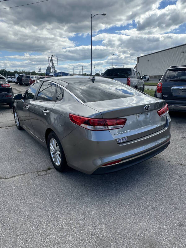 2016 Kia Optima LX