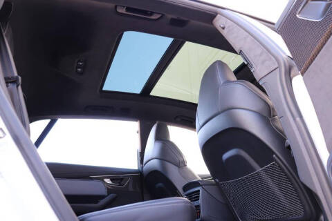 2023 Audi SQ8 4.0T quattro Prestige