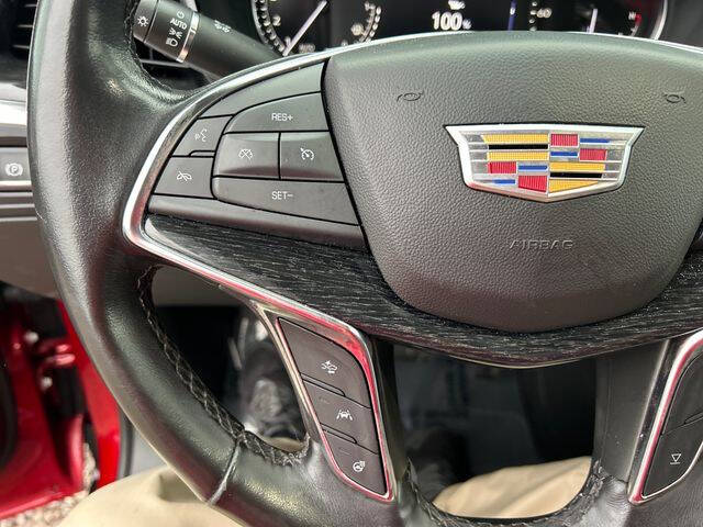 2023 Cadillac XT5 Premium Luxury