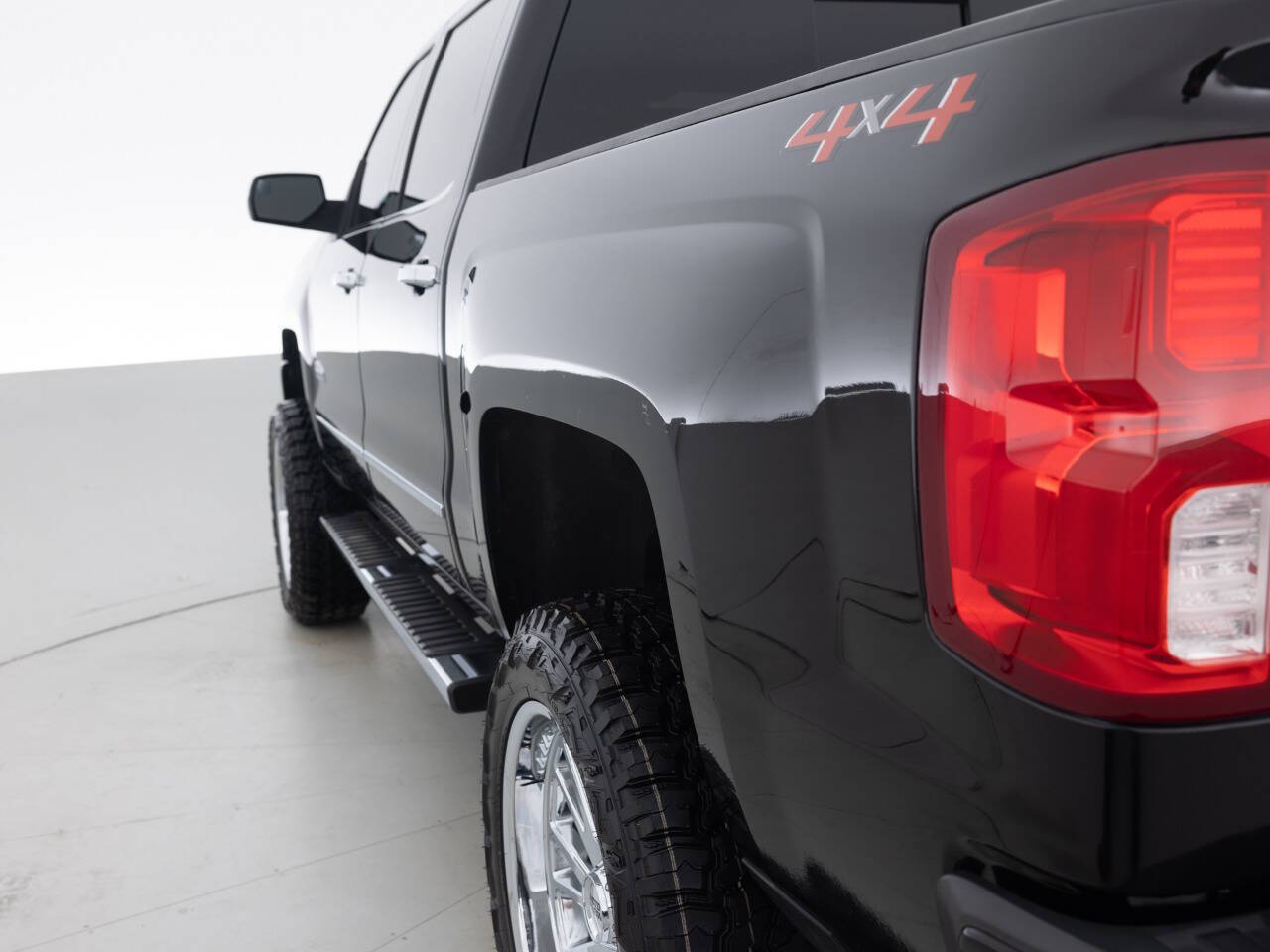 Used Car 2018 Chevrolet Silverado 1500  High Country 4x4 4dr Crew Cab 5.8 Ft. Sb For Sale Under $35,000 In Coal City, Illinois