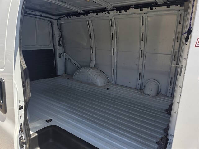 2024 GMC Savana 2500