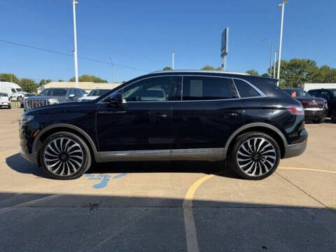 2022 Lincoln Nautilus Black Label