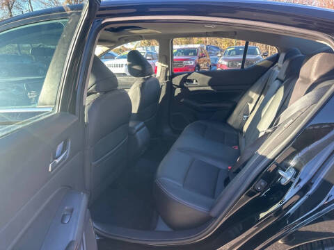 2019 Nissan Altima 2.5 SR