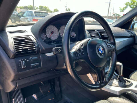 2003 BMW X5 4.6is
