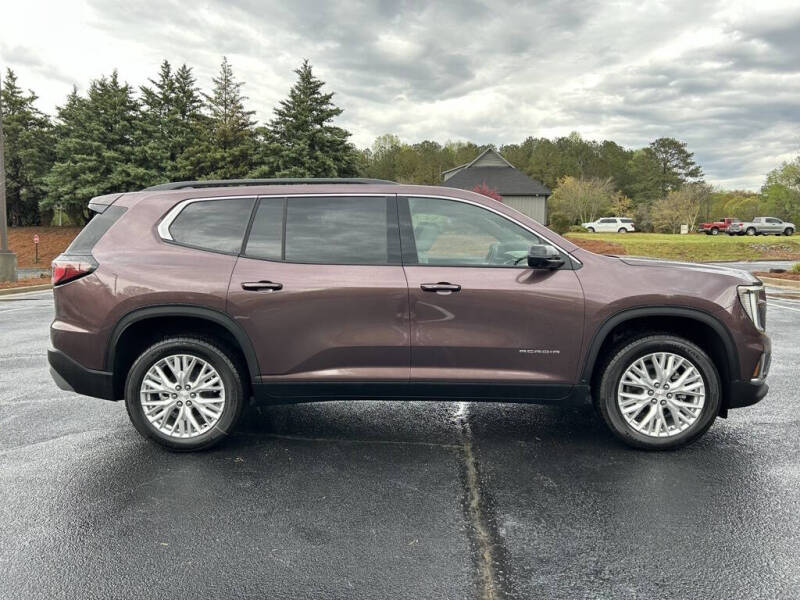 2025 GMC Acadia Elevation