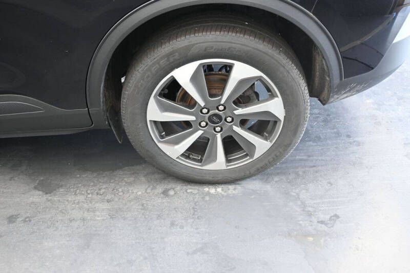 2024 Ford Escape Platinum