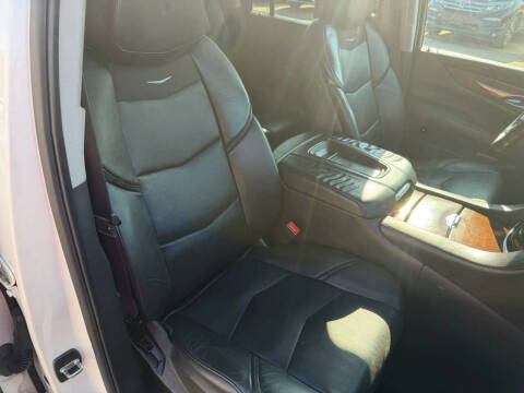 2015 Cadillac Escalade ESV Luxury