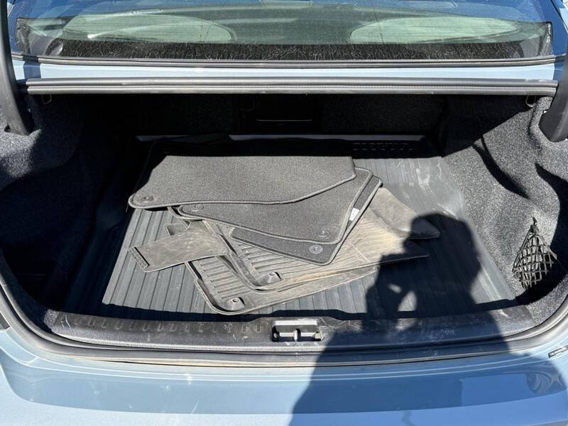 2024 Volvo S60 B5 Ultimate Dark Theme