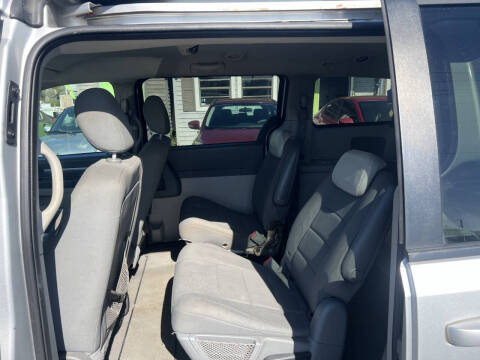 2009 Dodge Grand Caravan SE