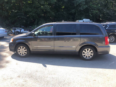 2015 Chrysler Town and Country Touring