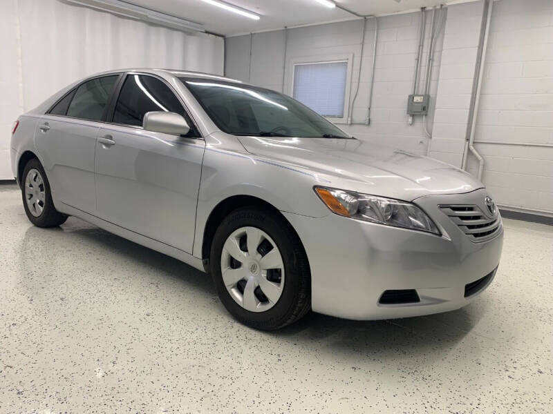 2009 Toyota Camry LE photo 9