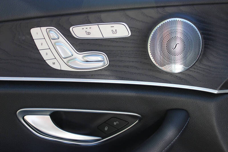 2019 Mercedes-Benz E-Class E 300