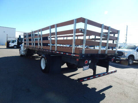 2017 Freightliner M2 106