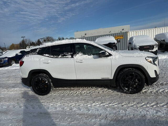 2020 GMC Terrain SLE