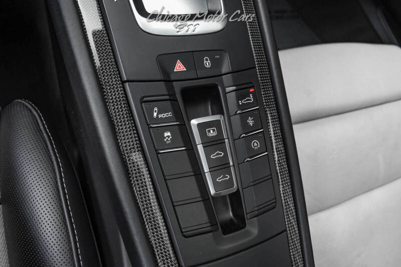 2017 Porsche 911 Turbo S