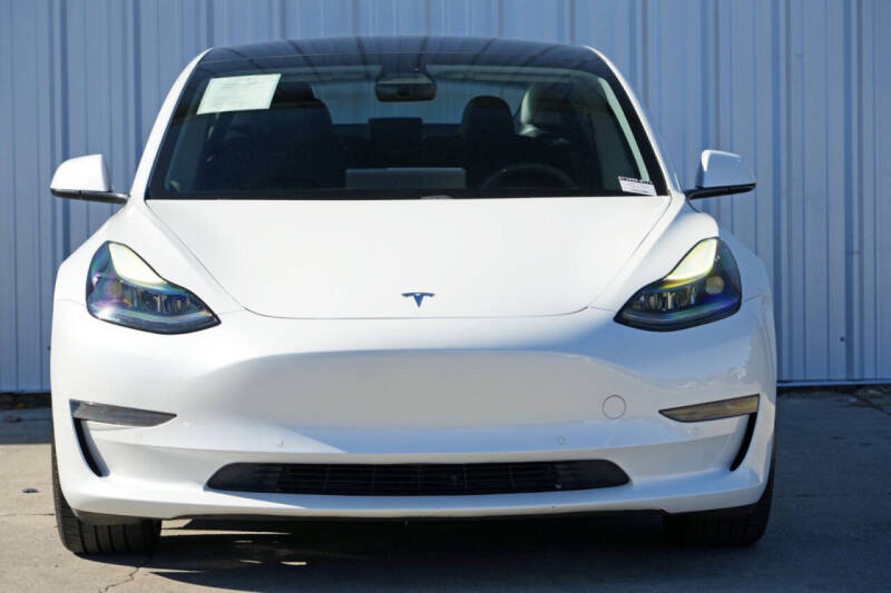2021 Tesla Model 3 Standard Range Plus