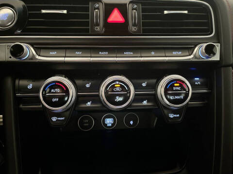 2023 Genesis G70