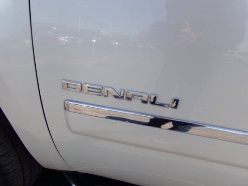 2014 GMC Yukon XL Denali