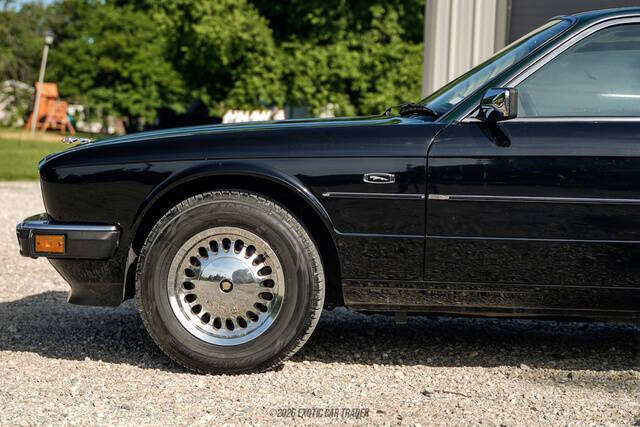 1988 Jaguar XJ-Series XJ6 Vanden Plas