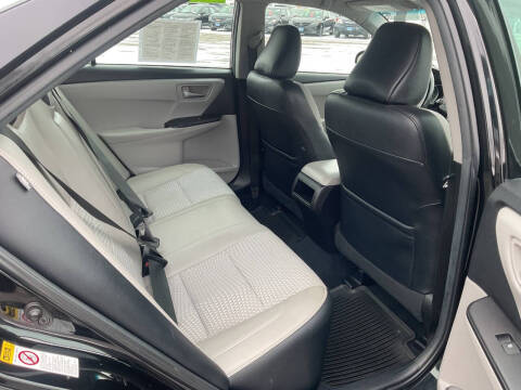 2015 Toyota Camry SE