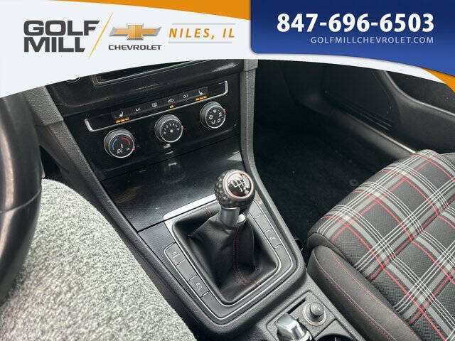 2015 Volkswagen Golf GTI S