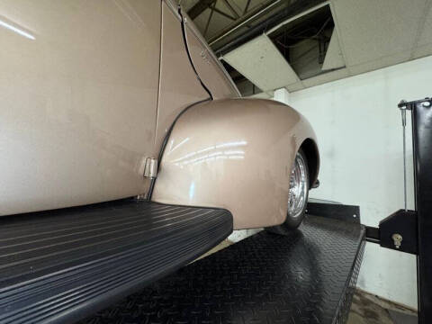 1940 Ford Deluxe