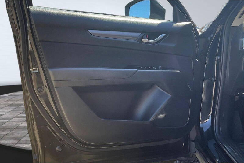 2017 Mazda CX-5 Sport